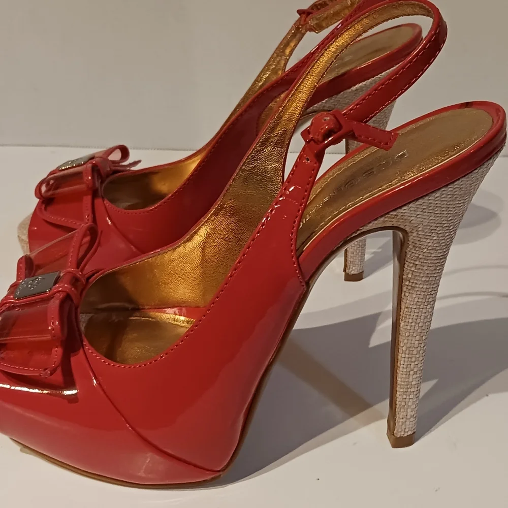 BCBGeneration Coral High Heels sz. 7B‎ - Picture 5 of 11